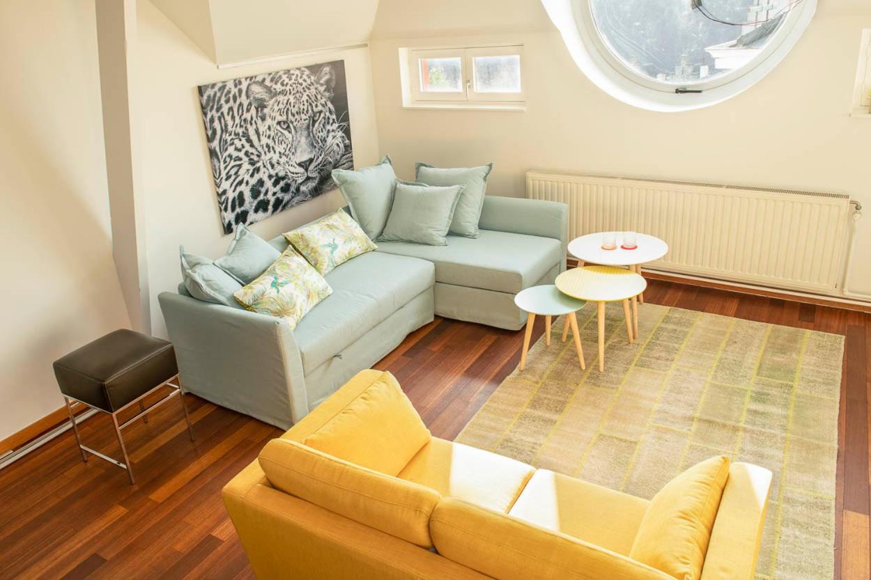 Beautiful City Center Apartments In Ghent Near Medieval Castle Gante Exterior foto